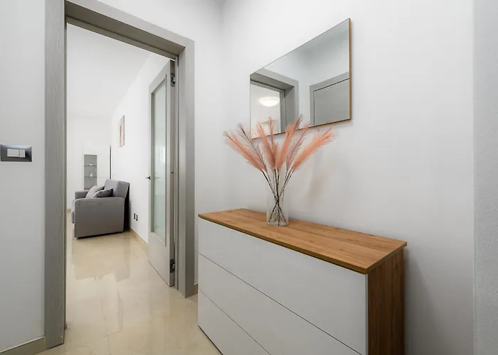 Stancija Amorozo 5 - N. 7 *