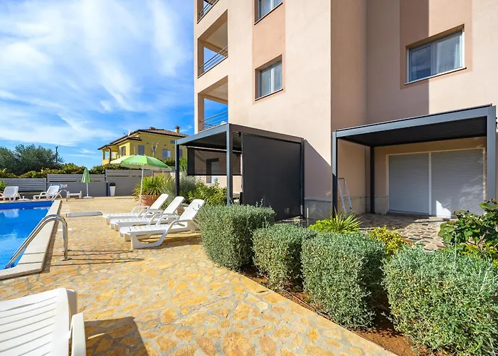 Stancija Amorozo 5 - N. 7 * Poreč