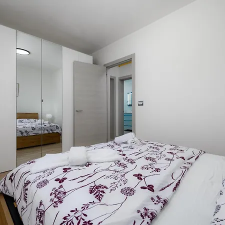 Stancija Amorozo 5 - N. 7 아파트