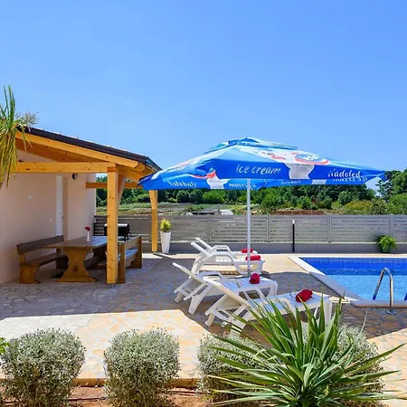 Stancija Amorozo 5 - N. 7 Apartamento