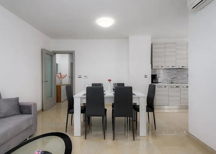 Stancija Amorozo 5 - N. 7 Apartament *