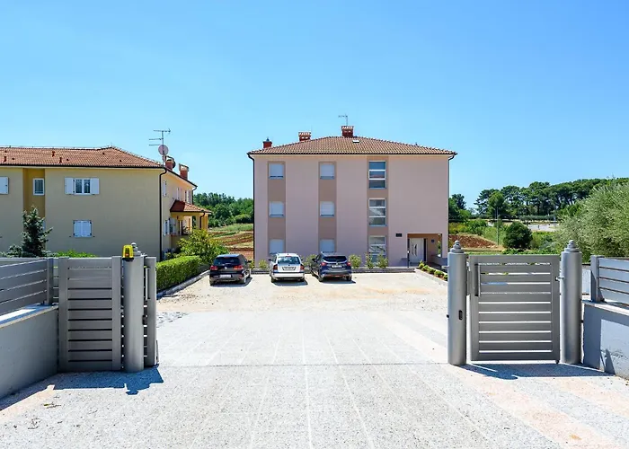 Stancija Amorozo 5 - N. 7 *