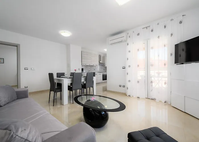 Stancija Amorozo 5 - N. 7 Poreč